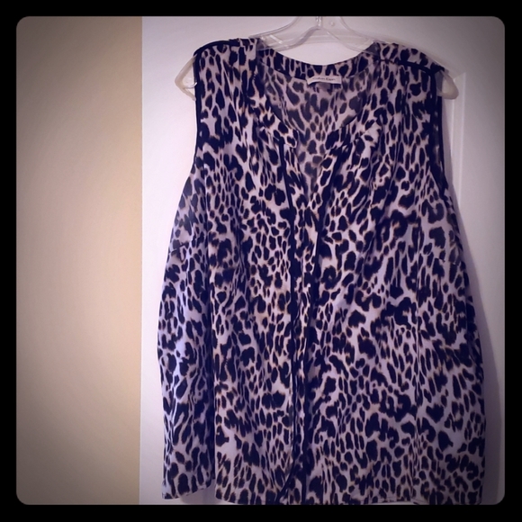 Top - Picture 1 of 4